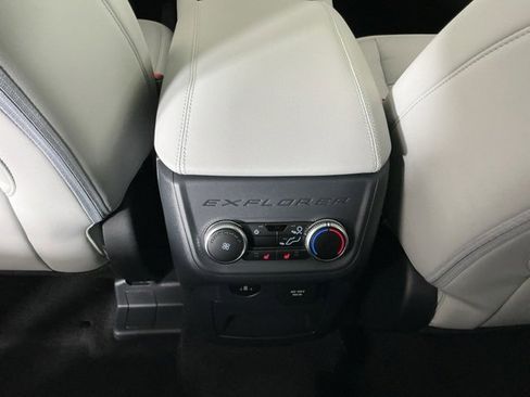 New 2026 Ford Explorer Platinum w/ LUX Leather Package image 26