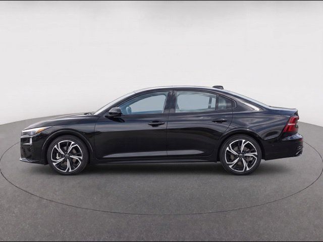Used 2023 Volvo S60 B5 Plus w/ Climate Package AWD/4WD image 6