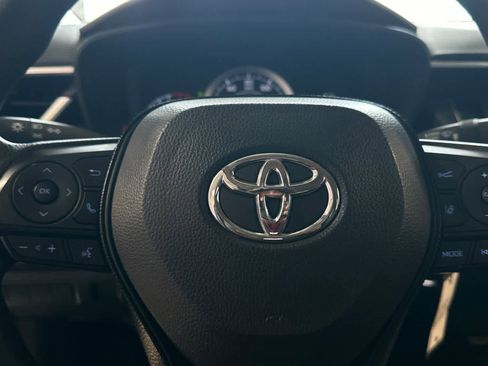 Used 2021 Toyota Corolla LE FWD image 23