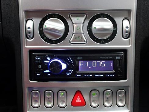 Used 2007 Chrysler Crossfire Coupe image 9