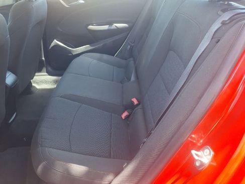 Used 2017 Chevrolet Cruze LS image 9