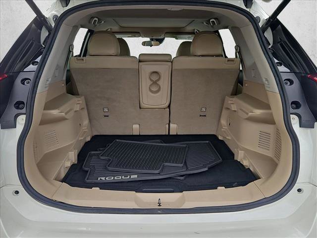 Used 2020 Nissan Rogue SV w/ Sun & Sound Touring Package AWD/4WD image 6