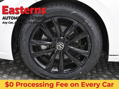 Used 2024 Volkswagen Jetta Sport FWD image 32