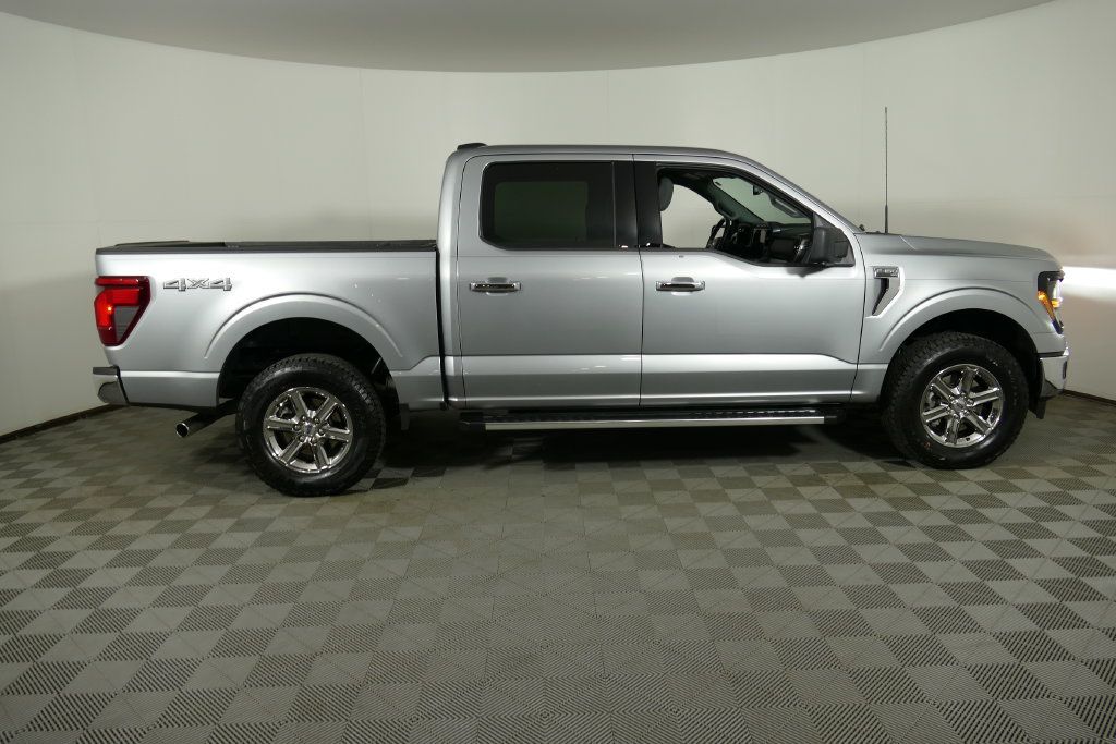 Used 2024 Ford F150 XLT AWD/4WD image 2