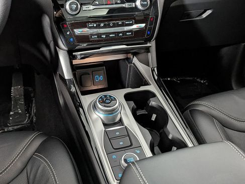 Used 2022 Ford Explorer ST w/ Equipment Group 401A image 27