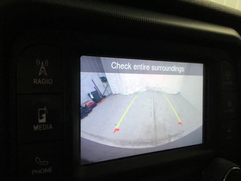 Used 2019 Jeep Wrangler Unlimited Sport S AWD/4WD image 10