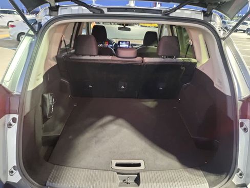 Used 2023 Nissan Rogue SV image 13