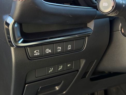 New 2026 MAZDA MAZDA3 Hatchback w/Premium Plus Pkg image 21