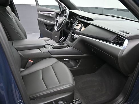 New 2025 Cadillac XT6 Luxury w/ LPO, Floor Liner Package image 17