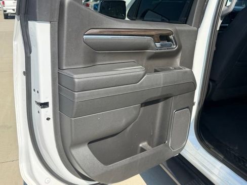 Used 2023 Chevrolet Silverado 1500 LT AWD/4WD image 29