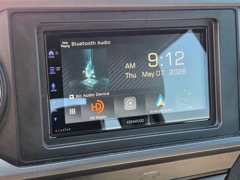 Used 2019 Toyota Tacoma TRD Off-Road w/ Technology Package AWD/4WD image 28