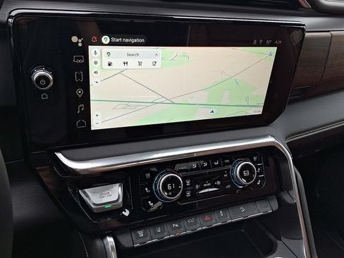 New 2026 GMC Sierra 2500 Denali Ultimate AWD/4WD image 8
