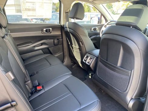 New 2026 Kia Sorento S w/ S Panoramic Sunroof Package image 25