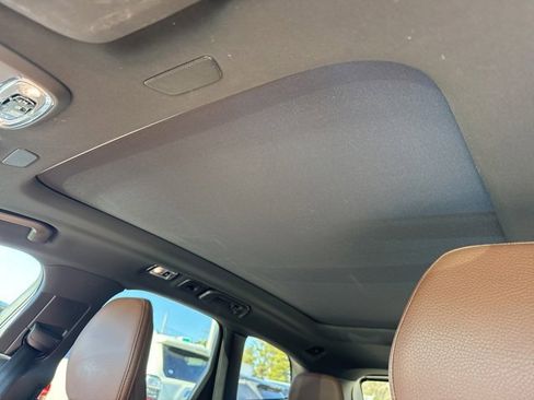 Used 2021 Volvo XC60 T5 Momentum w/ Advanced Package image 8