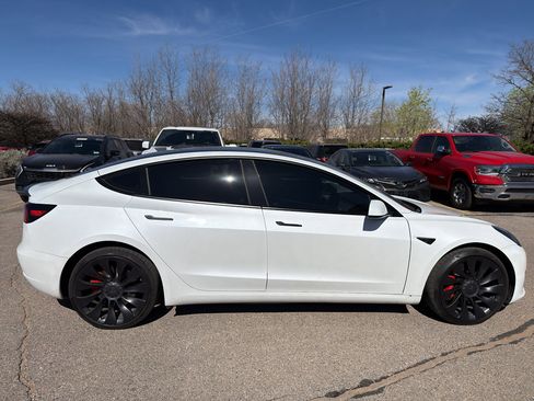 Used 2023 Tesla Model 3 Performance image 11