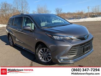 Certified 2024 Toyota Sienna XLE video 1