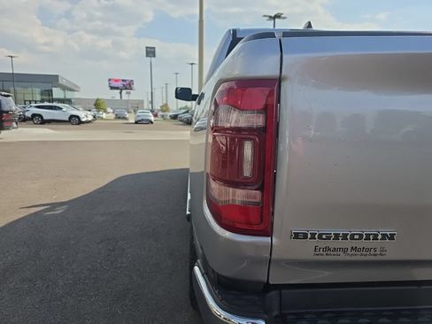 Used 2022 RAM 1500 Big Horn AWD/4WD image 12