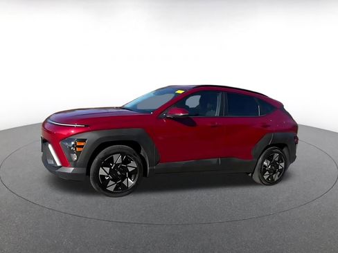 Used 2025 Hyundai Kona SEL image 3