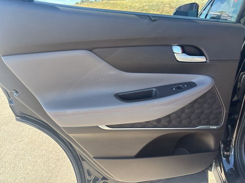 Used 2019 Hyundai Santa Fe FWD image 12