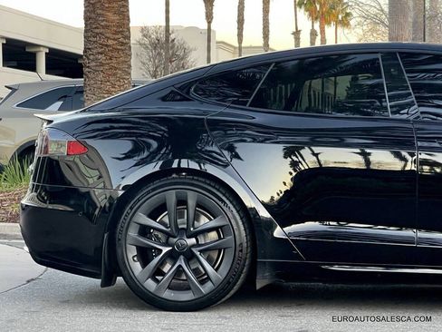 Used 2022 Tesla Model S Plaid image 18