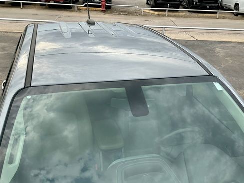 Used 2019 GMC Canyon SLT w/ Trailering Package image 12