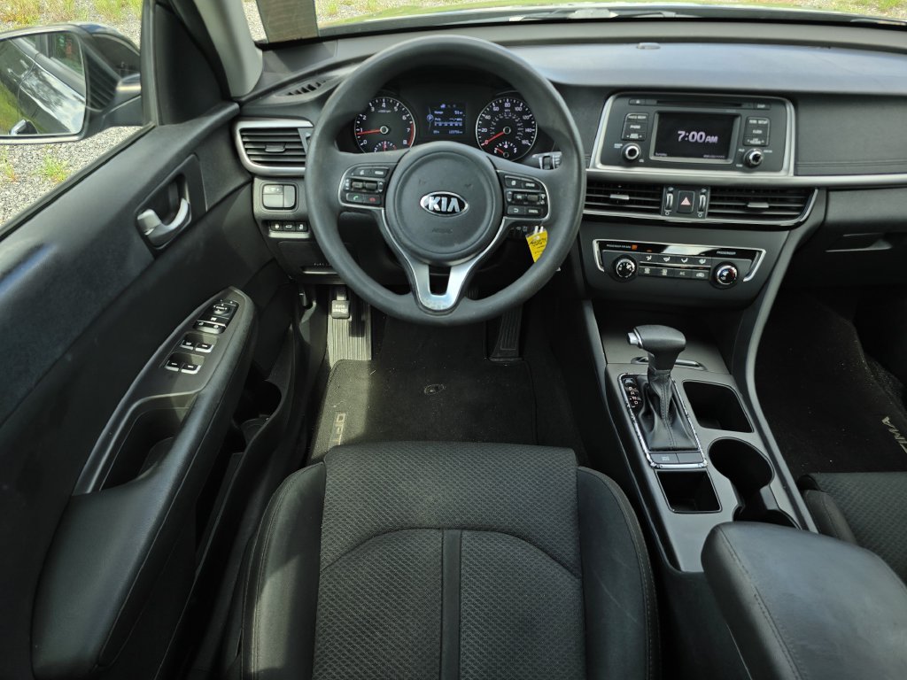 Used 2017 Kia Optima LX FWD image 15