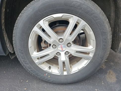 Used 2019 GMC Terrain SLE w/ Driver Convenience Package AWD/4WD image 8