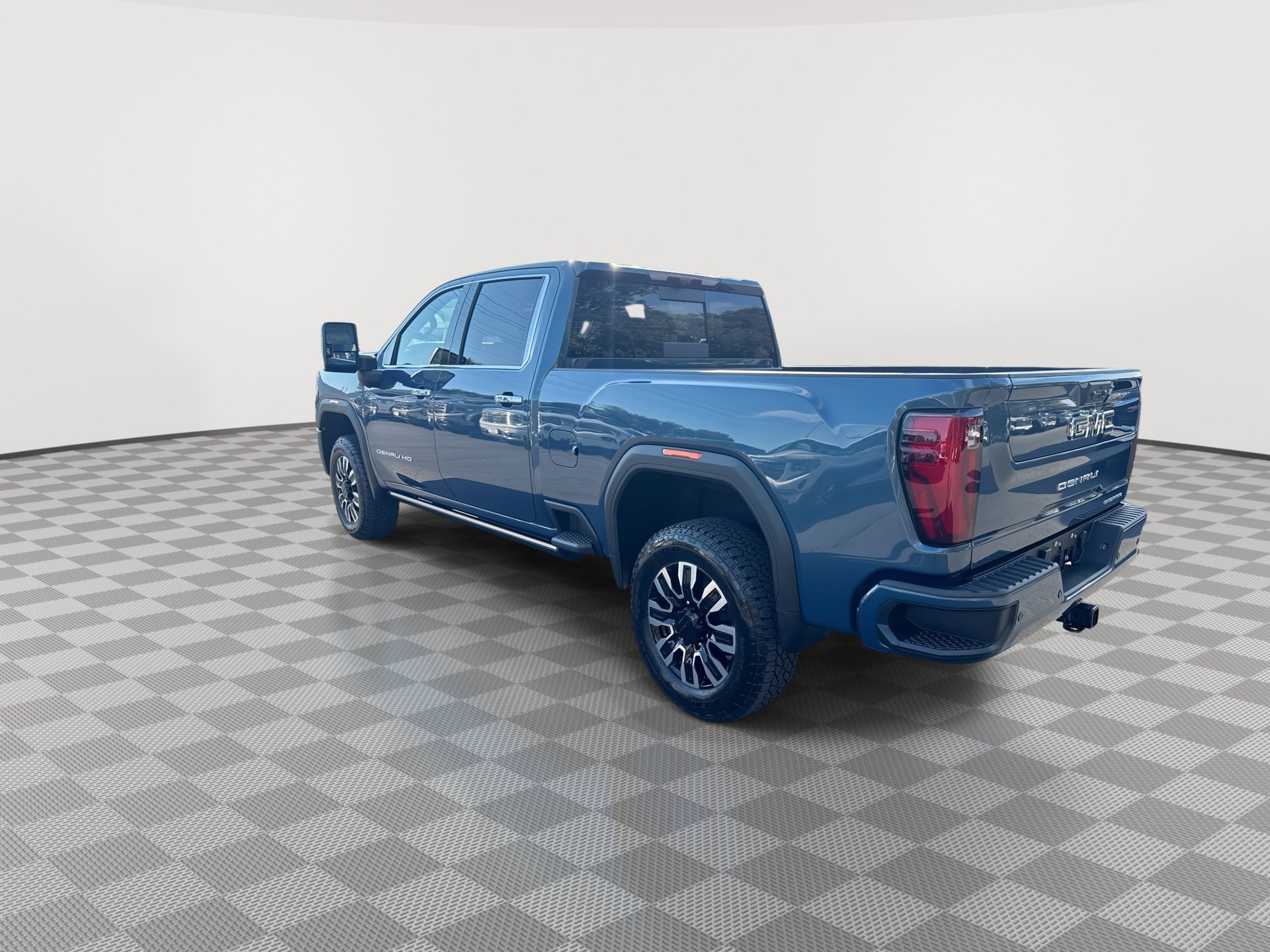 New 2026 GMC Sierra 2500 Denali Ultimate AWD/4WD image 6