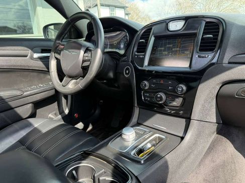 Used 2016 Chrysler 300 S w/ 300S Premium Group image 33