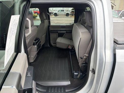 Used 2019 Ford F150 XLT w/ Equipment Group 302A Luxury AWD/4WD image 22
