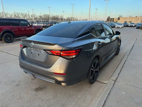 Used 2023 Nissan Sentra SR w/ Trunk Package image 5