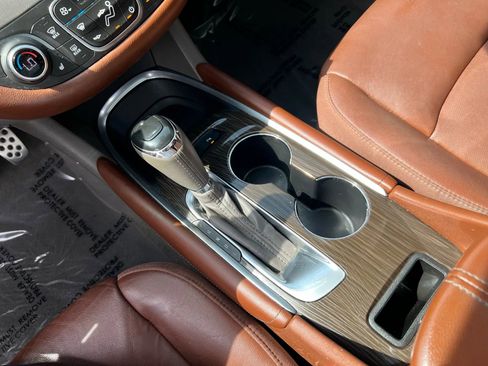 Used 2016 Chevrolet Malibu Premier w/ Driver Confidence Package image 14