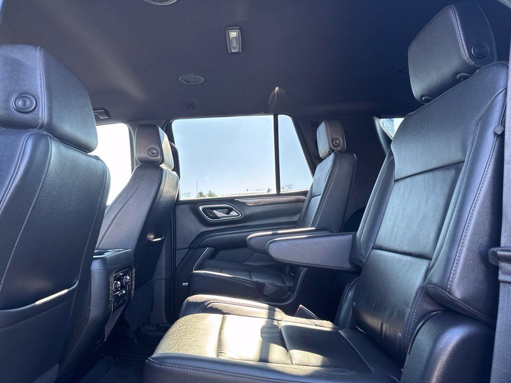 Used 2022 Chevrolet Tahoe LT w/ Luxury Package AWD/4WD image 21
