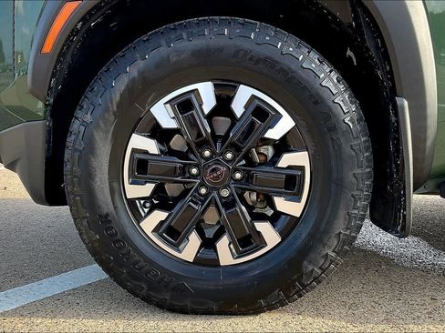 Used 2023 Nissan Frontier Pro-X image 8