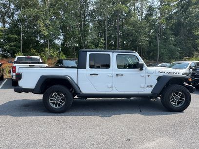 Certified 2025 Jeep Gladiator Mojave w/ Convenience Group