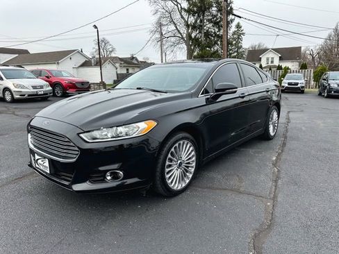 Used 2016 Ford Fusion Titanium image 3