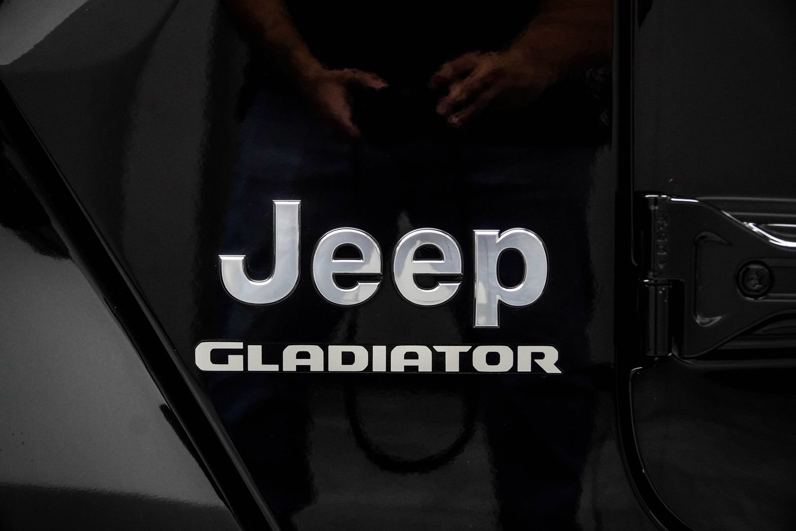 Used 2022 Jeep Gladiator Overland w/ Popular Equipment Package AWD/4WD image 10