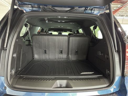 New 2026 Chevrolet Suburban LT w/ Comfort Package image 31