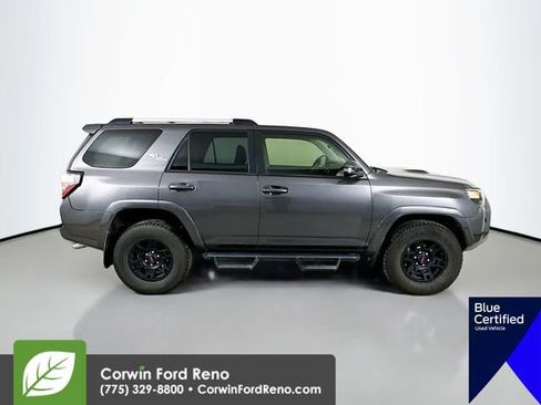Used 2018 Toyota 4Runner TRD Off-Road Premium w/ Convenience Package image 11