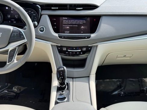 New 2025 Cadillac XT5 Premium Luxury w/ Technology Package image 29