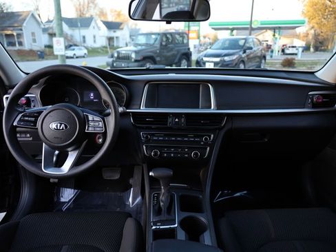 Used 2019 Kia Optima LX image 19