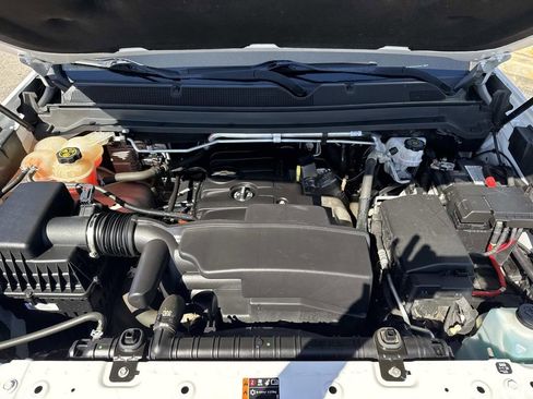 Used 2022 Chevrolet Colorado LT w/ Fleet Safety Package image 3