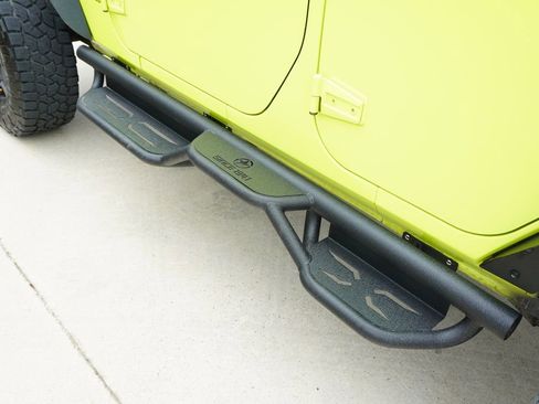 Used 2016 Jeep Wrangler Unlimited Rubicon AWD/4WD image 10