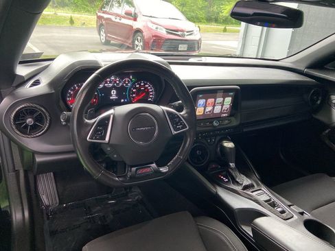 Used 2018 Chevrolet Camaro SS RWD image 25