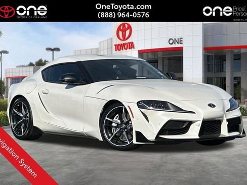 Used 2020 Toyota Supra w/ Driver Assist Package RWD image 1