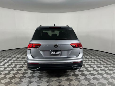 Used 2024 Volkswagen Tiguan S image 9