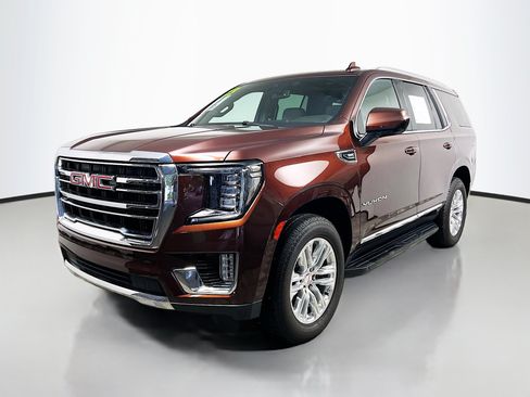 Used 2023 GMC Yukon SLT w/ Max Trailering Package AWD/4WD image 9