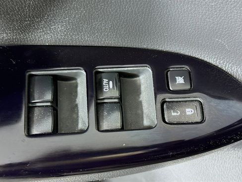 Used 2024 Mitsubishi Eclipse Cross Black Edition image 24