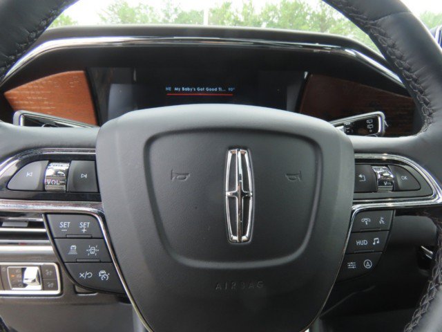 Used 2024 Lincoln Navigator Black Label AWD/4WD image 27