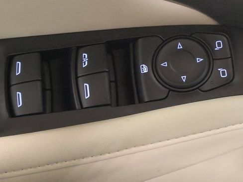 Used 2023 Buick Enclave Essence w/ Experience Buick Package FWD image 27